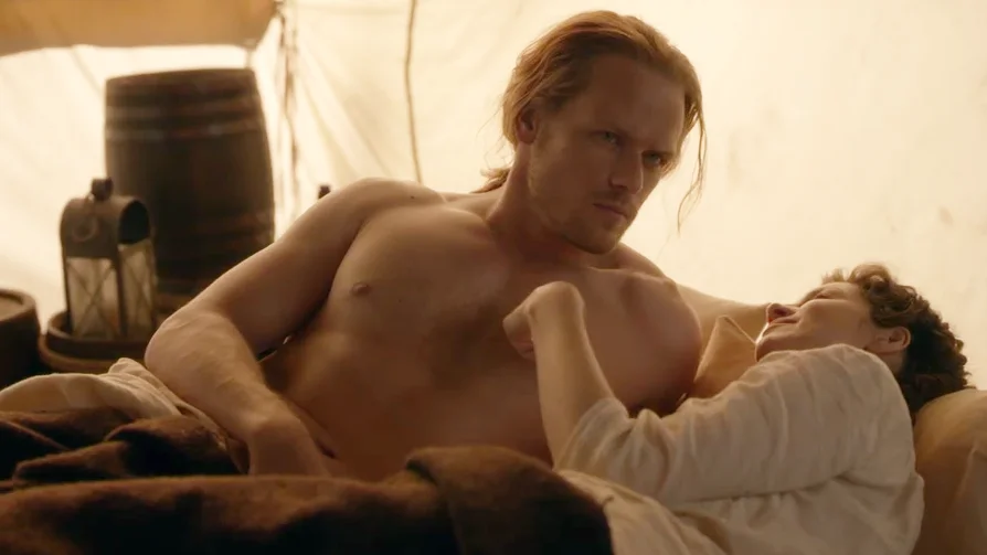 Sam Heughan y Caitriona Balfe en la temporada 5 de 'Outlander' Sam Heughan y Caitriona Balfe en la temporada 5 de 'Outlander'