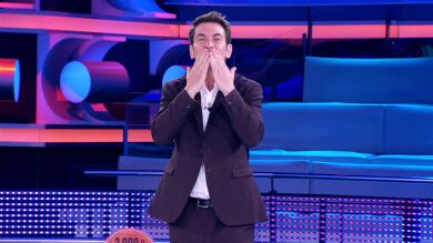 El cariñoso beso de Arturo Valls a Palmira al recordar sus bailes en ‘¡Ahora caigo!’