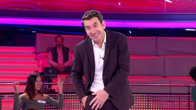 Arturo Valls pone a prueba la positividad del Mr. Wonderful de ‘¡Ahora caigo!’