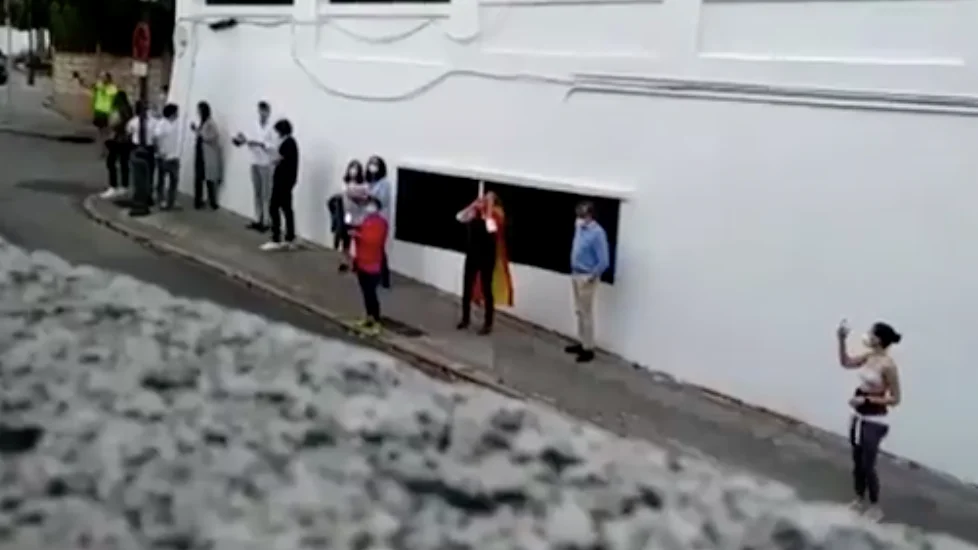 Escrache a las puertas de la vivienda de Jos&eacute; Luis &Aacute;balos