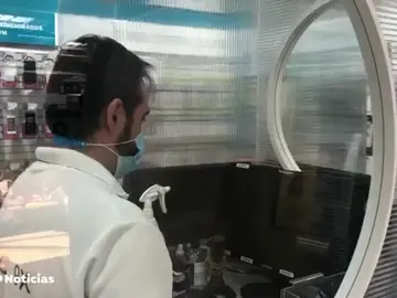 Tecnología para irse de compras: tiendas con toma de temperatura, vestuarios virtuales y señales de control de aforo Tecnología para irse de compras: tiendas con toma de temperatura, vestuarios virtuales y señales de control de aforo