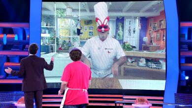 ¿Caerías por la trampilla? Arguiñano aporta un divertido redoble a este ‘Adivina’ en ‘¡Ahora caigo!’