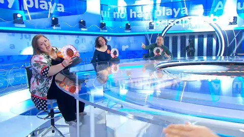 Itziar Castro viaja hasta la playa en ‘La Pista’ por cinco segundos Itziar Castro viaja hasta la playa en ‘La Pista’ por cinco segundos