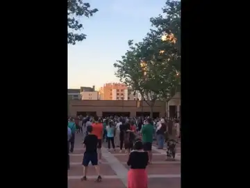 Concentración frente a la comandancia de la Guardia Civil Concentración frente a la comandancia de la Guardia Civil