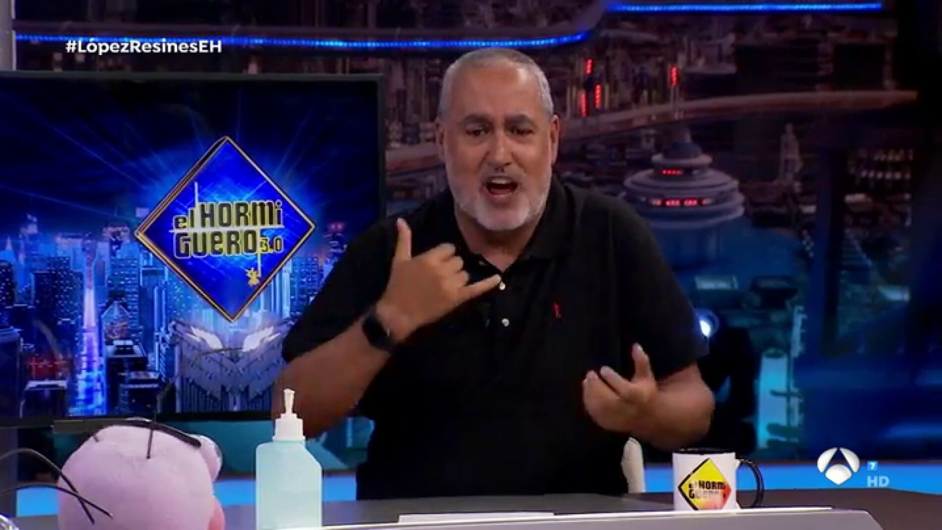 El relato de Jorge Salvador sobre el gran incidente de la explosión en 'El Hormiguero 3.0': "Fue un poco escandaloso porque había sangre y cristales" 