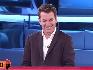 El fallo de Eva Happy con Di Stefano que provoca las carcajadas de Arturo Valls en ‘¡Ahora caigo!’ El fallo de Eva Happy con Di Stefano que provoca las carcajadas de Arturo Valls en ‘¡Ahora caigo!’
