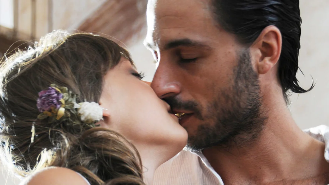 Michelle Jenner y Hugo Silva
