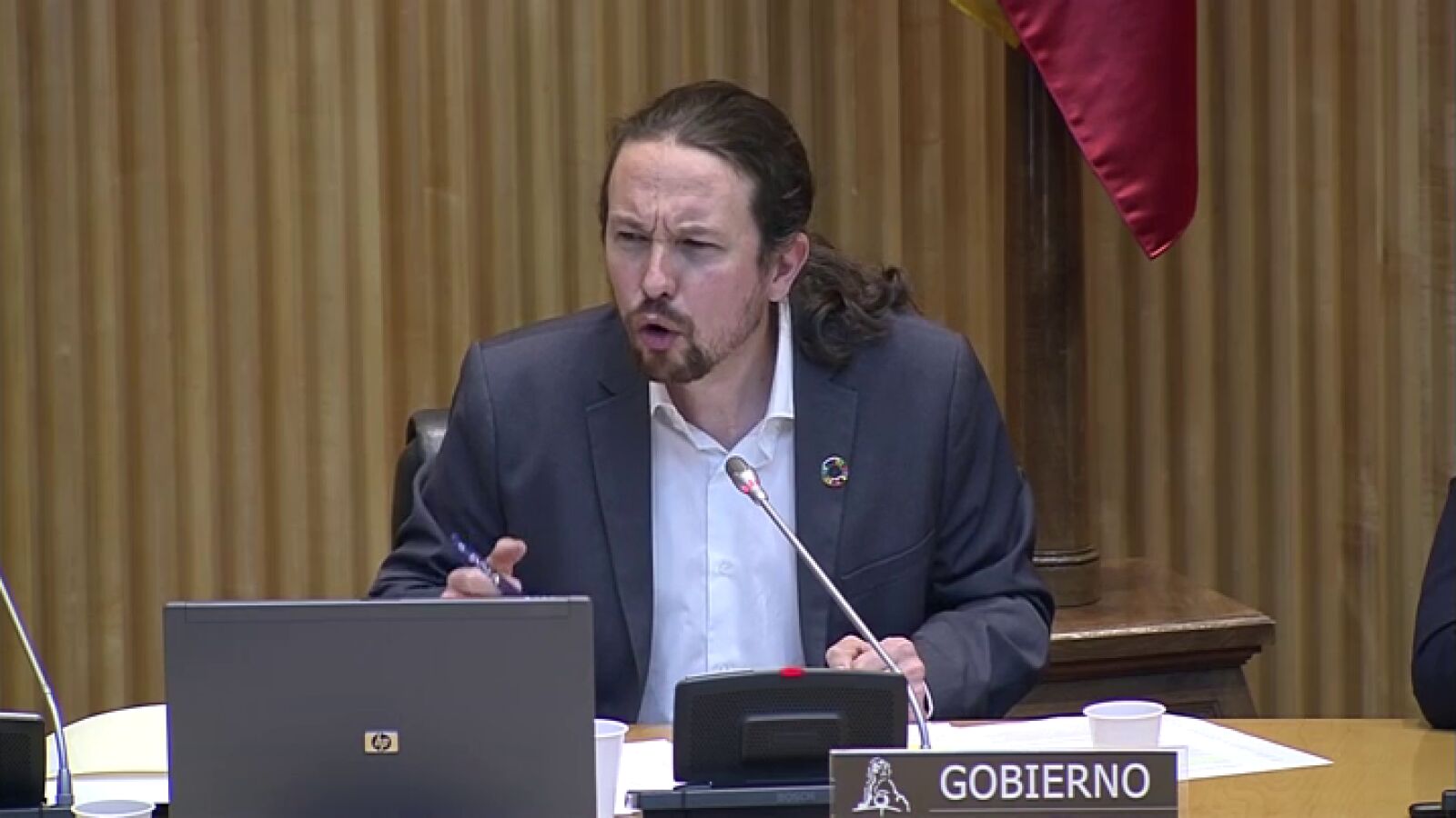 Los gestos que demuestran la crispación política durante la desescalada por coronavirus