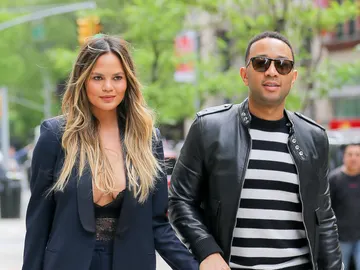 Chrissy Teigen y John Legeng Chrissy Teigen y John Legeng