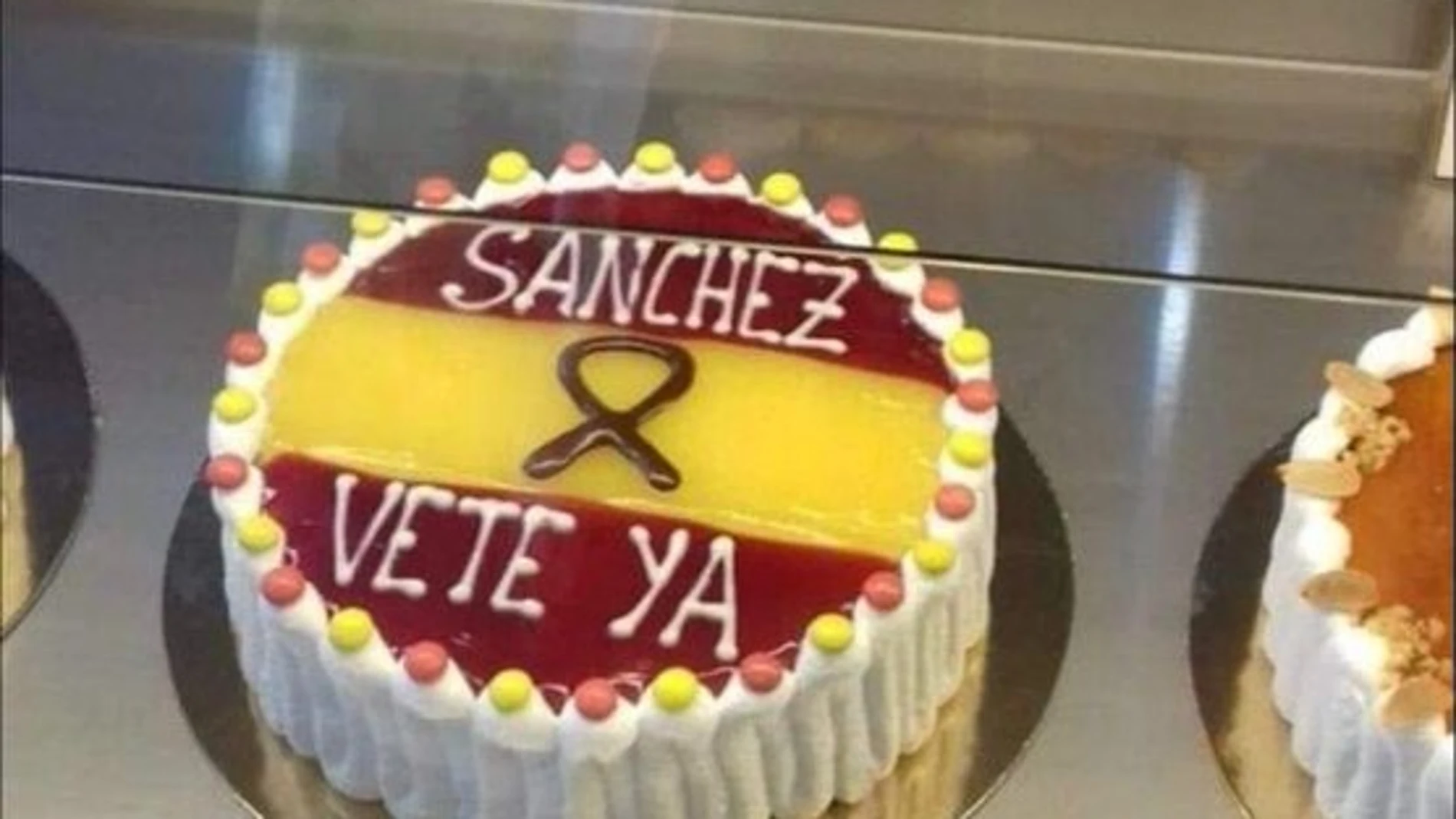 Tartas contra la gestión de Sánchez Tartas contra la gestión de Sánchez