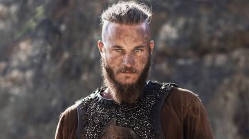 Travis Fimmel como Ragnar en 'Vikingos'