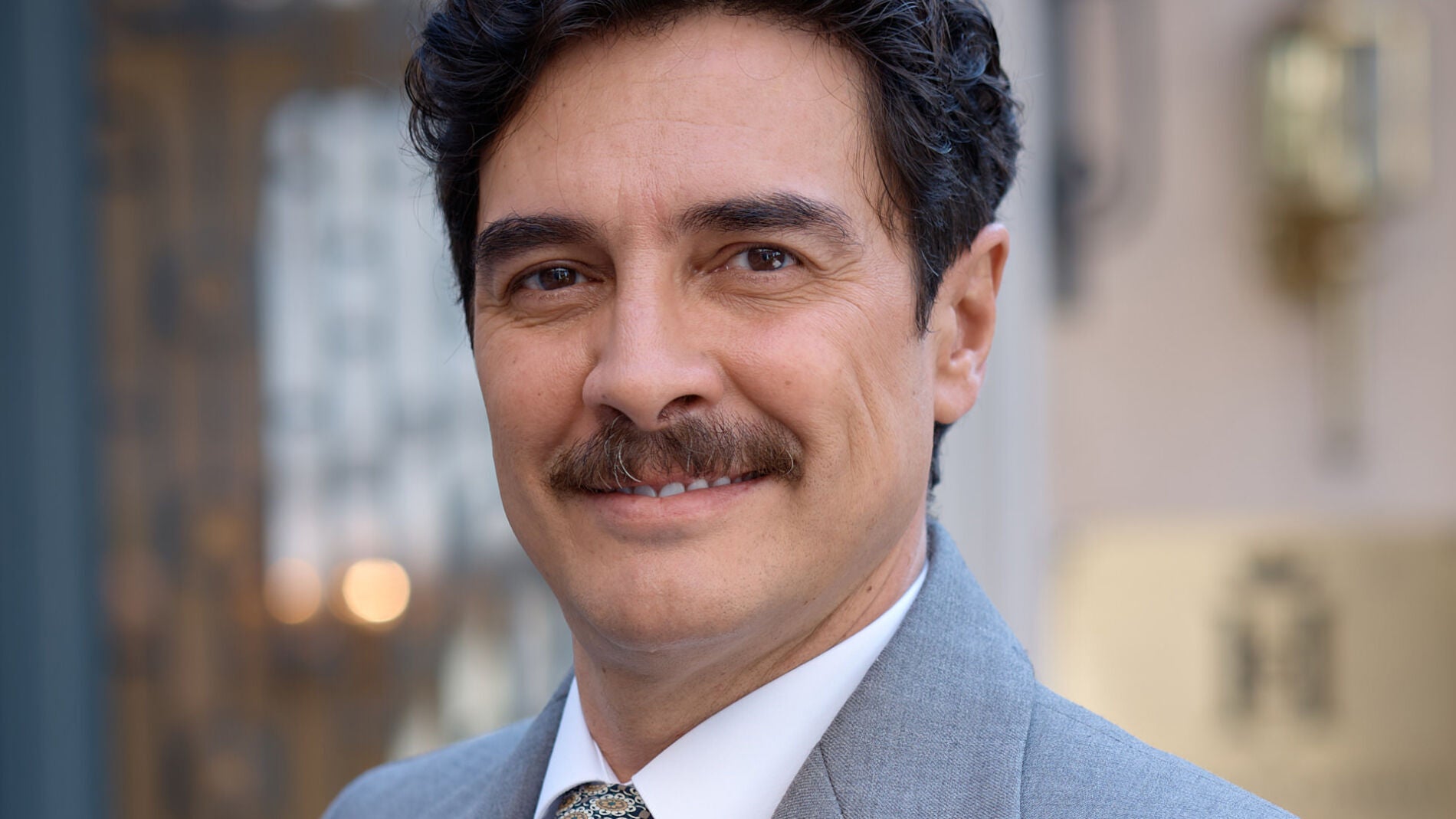 Jos&eacute; Manuel Seda es Armando Ord&oacute;&ntilde;ez en 'Amar es para siempre'