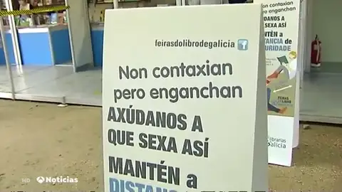 Santiago de Compostela celebra la primera Feria del Libro post confinamiento por coronavirus de España Santiago de Compostela celebra la primera Feria del Libro post confinamiento por coronavirus de España