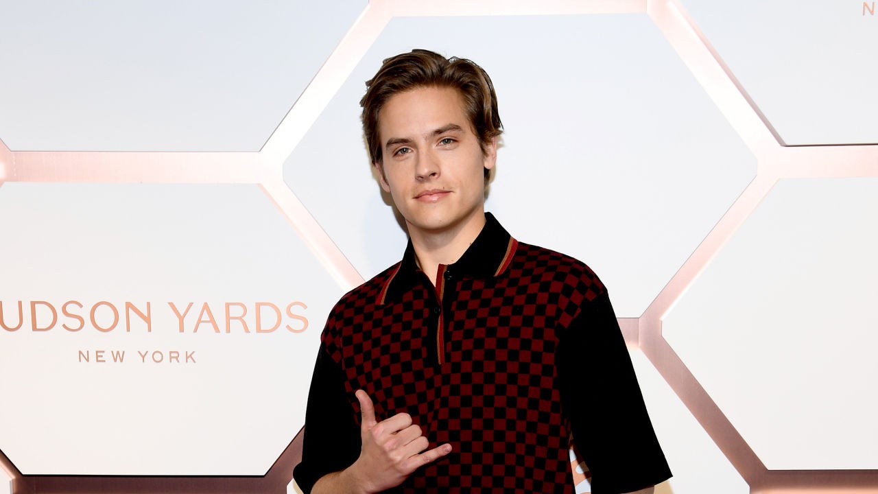 El Horrible Resultado De Dylan Sprouse Cuando Se Afeita La Barba Con Un Final Inesperado