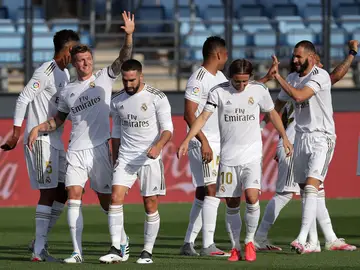 Los jugadores del Real Madrid celebran un gol ante el Eibar Los jugadores del Real Madrid celebran un gol ante el Eibar