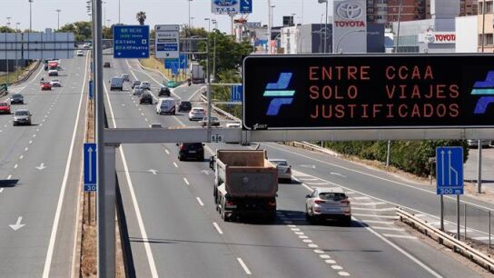 Tr&aacute;fico en la Autov&iacute;a-S30 a la salida de Sevilla