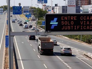 Tráfico en la Autovía-S30 a la salida de Sevilla