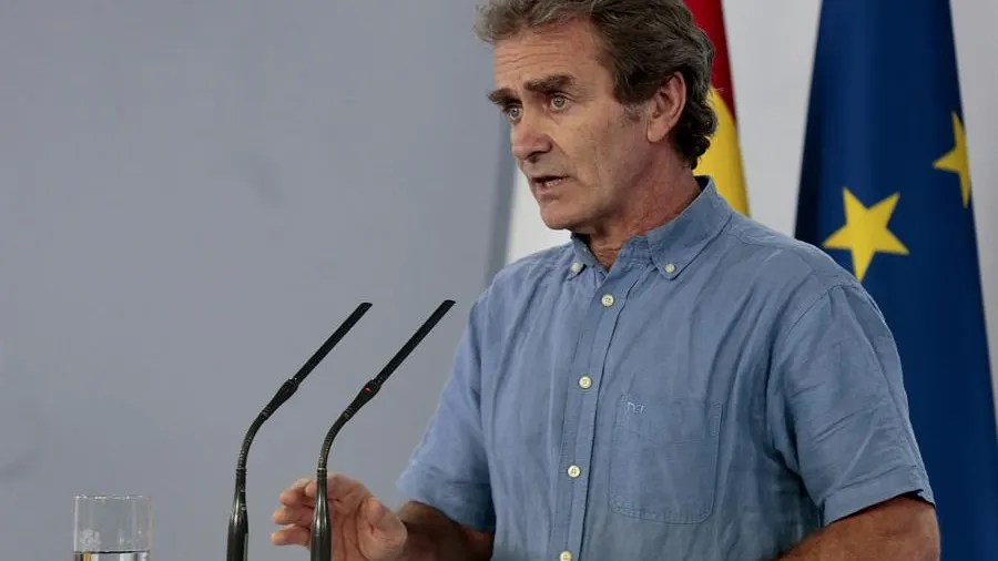 Fernando Simón explica los últimos datos del coronavirus Fernando Simón explica los últimos datos del coronavirus