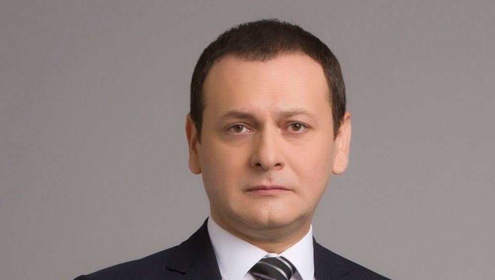 Devrim Özder Akın es Musa Demir