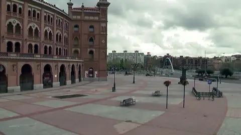 Insólita apariencia de Madrid vacía de gente durante el confinamiento por coronavirus Insólita apariencia de Madrid vacía de gente durante el confinamiento por coronavirus