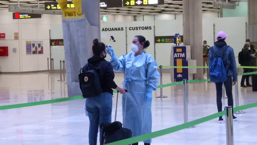 Aena anuncia que rebajará sus tasas aeroportuarias para fomentar la llegada de vuelos internacionales Aena anuncia que rebajará sus tasas aeroportuarias para fomentar la llegada de vuelos internacionales