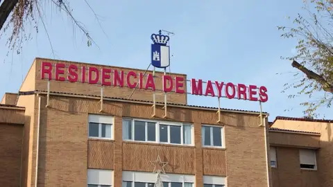 Las residencias de mayores sin pacientes Covid podrá recibir visitas a partir del lunes Las residencias de mayores sin pacientes Covid podrá recibir visitas a partir del lunes