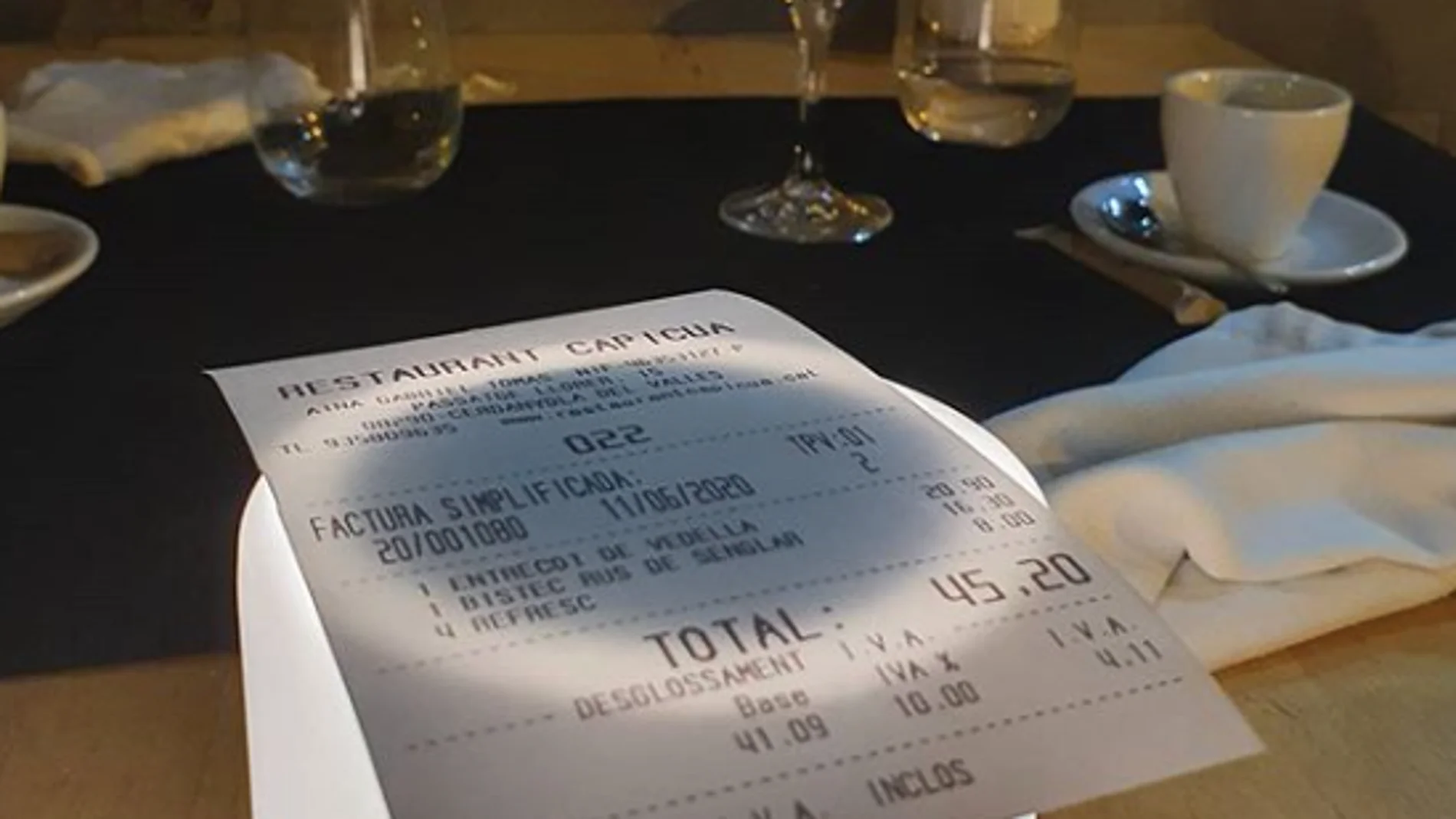 Hacen un 'simpa' al restaurante Capicua en Barcelona Hacen un 'simpa' al restaurante Capicua en Barcelona