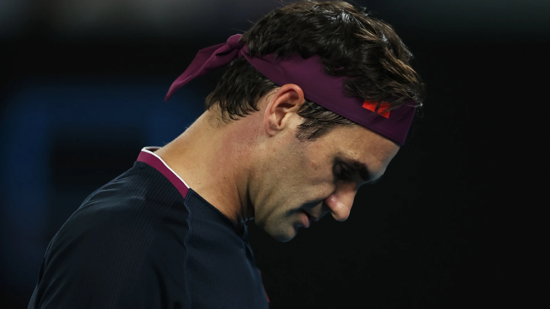 Roger Federer, cabizbajo Roger Federer, cabizbajo