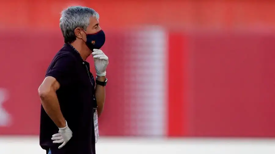 Quique Setién, sobre la marcha de Arthur a la Juventus: "Lo que está pasando es anormal" Quique Setién, sobre la marcha de Arthur a la Juventus: "Lo que está pasando es anormal"