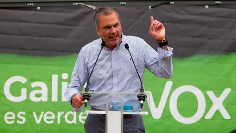 Javier Ortega Smith, secretario general de Vox, en un acto en Pontevedra Javier Ortega Smith, secretario general de Vox, en un acto en Pontevedra
