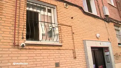 Detienen a un hombre de 27 años justo cuando estaba intentando estrangular a su pareja Detienen a un hombre de 27 años justo cuando estaba intentando estrangular a su pareja