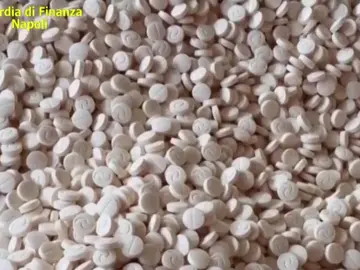 Golpe a 'la droga de la yihad' en Italia al incautarse de 14 toneladas de anfetaminas Golpe a 'la droga de la yihad' en Italia al incautarse de 14 toneladas de anfetaminas