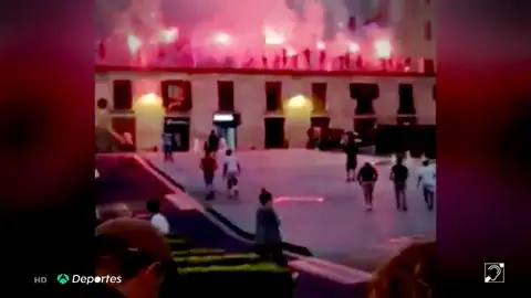 Una locura peligrosa en Vitoria tras conquistar la ACB Una locura peligrosa en Vitoria tras conquistar la ACB