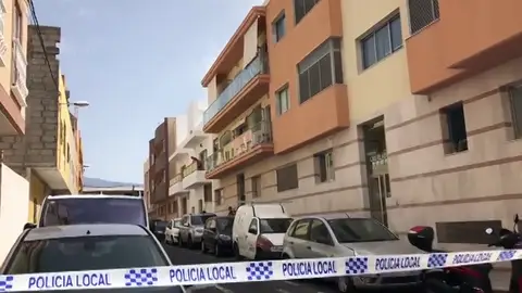 Un detenido por matar a su padre a cuchilladas en Granadilla de Abona (Tenerife) Un detenido por matar a su padre a cuchilladas en Granadilla de Abona (Tenerife)