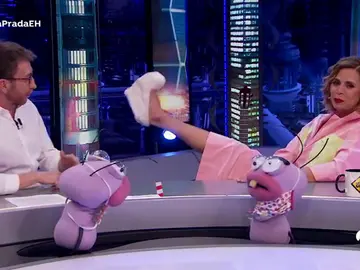 ¿Cuántos pares de zapatos tiene Ágatha Ruiz de la Prada? Supera el test más comprometido de Trancas y Barrancas ¿Cuántos pares de zapatos tiene Ágatha Ruiz de la Prada? Supera el test más comprometido de Trancas y Barrancas