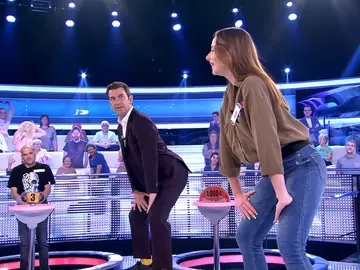 Arturo Valls y Palmira reciben una clase magistral de twerking en ‘¡Ahora caigo!’ Arturo Valls y Palmira reciben una clase magistral de twerking en ‘¡Ahora caigo!’