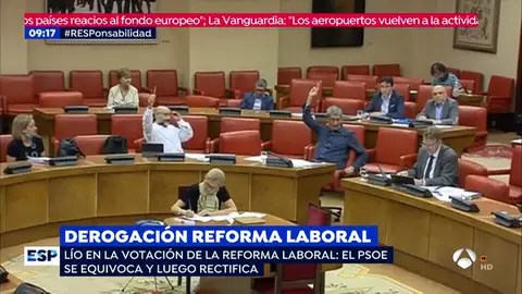 Sorpresa en el Congreso cuando el PSOE obliga a repetir una votación sobre la reforma laboral tras apoyar a Bildu por error Sorpresa en el Congreso cuando el PSOE obliga a repetir una votación sobre la reforma laboral tras apoyar a Bildu por error