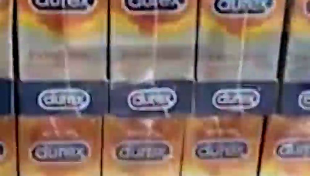 Denunciados dos empresarios por vender miles de preservativos falsos en Cataluña