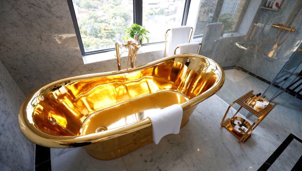 Un hotel en Vietnam se baña de oro para atraer turistas por el coronavirus