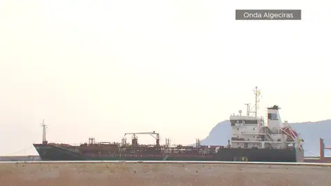 Inmovilizado en Algeciras un petrolero ante las sospechas de coronavirus Inmovilizado en Algeciras un petrolero ante las sospechas de coronavirus
