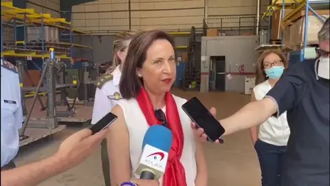 Margarita Robles cuestiona las palabras de Pablo Iglesias: "Los insultos no son justificables, ni en redes sociales ni en ningún sitio" Margarita Robles cuestiona las palabras de Pablo Iglesias: "Los insultos no son justificables, ni en redes sociales ni en ningún sitio"