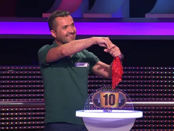 Arturo Valls se queda boquiabierto ante el truco de magia de este concursante Arturo Valls se queda boquiabierto ante el truco de magia de este concursante