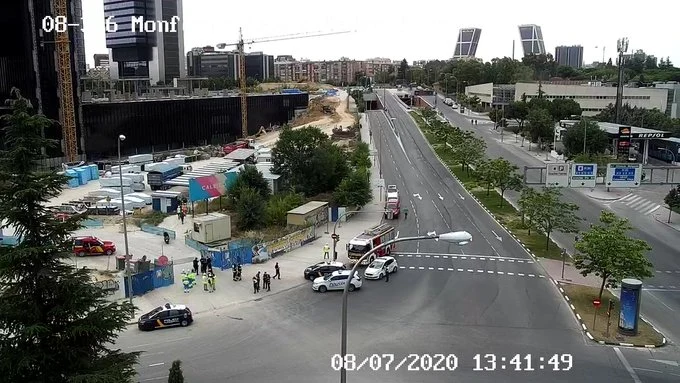 Desalojan las cuatro torres de Madrid por una fuga de gas Desalojan las cuatro torres de Madrid por una fuga de gas