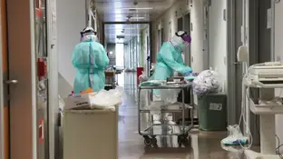 Sanitarios en un hospital Sanitarios en un hospital