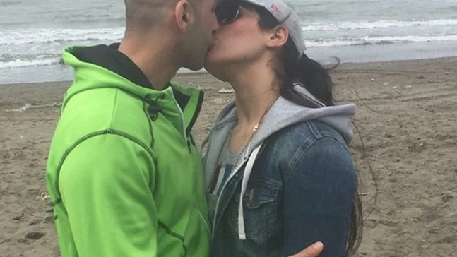 Cárcel y latigazos para una pareja de kick-boxing iraní por unas fotos besándose en Instagram Cárcel y latigazos para una pareja de kick-boxing iraní por unas fotos besándose en Instagram