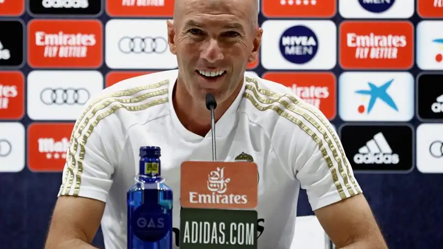 Zidane: "La prueba de coronavirus a Vinicius salió mal, vamos a repetirla" Zidane: "La prueba de coronavirus a Vinicius salió mal, vamos a repetirla"