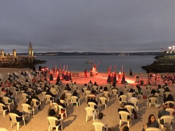 The Guardian se hace eco del respeto a las medidas de distanciamiento social en A Coruña