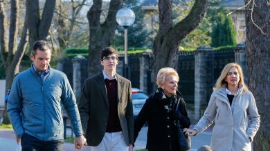 La madre de Iñaki Urdangarin, Claire Liebaert, asegura que la infanta Cristina se ha interesado por su ex