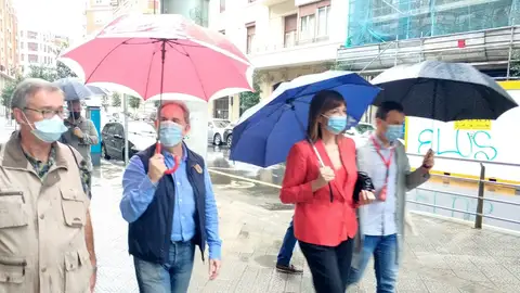 Idoia Mendia acude a votar en Bilbao Idoia Mendia acude a votar en Bilbao