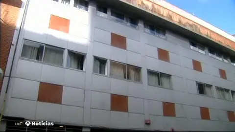 Dan positivo en coronavirus más de la mitad de los ancianos de una residencia de Hospitalet que ya lo habían pasado Dan positivo en coronavirus más de la mitad de los ancianos de una residencia de Hospitalet que ya lo habían pasado